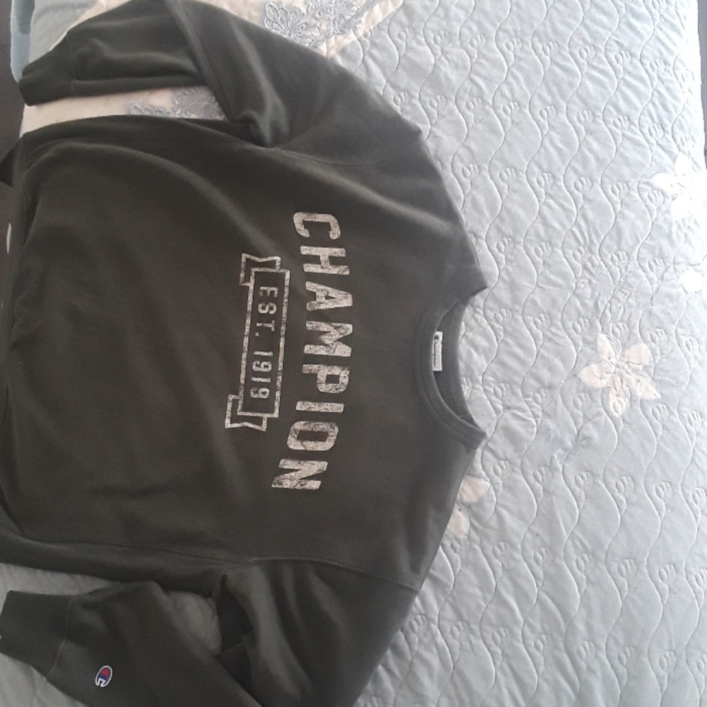 Champion xl crewneck sweatshirt